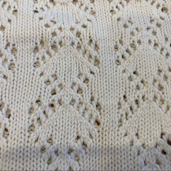 Vintage 100% cotton lace knit crop tank in excellent condition up to size 12 - Picture 2 of 4